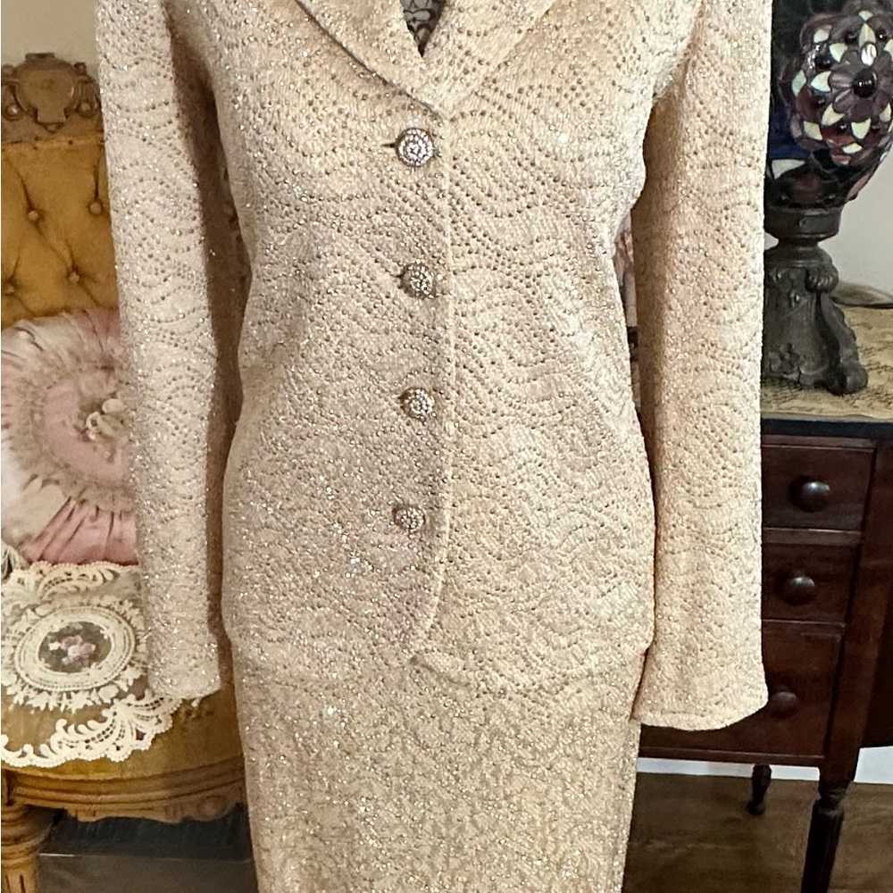 St John evening skirt suit sz 4 gold shimmer